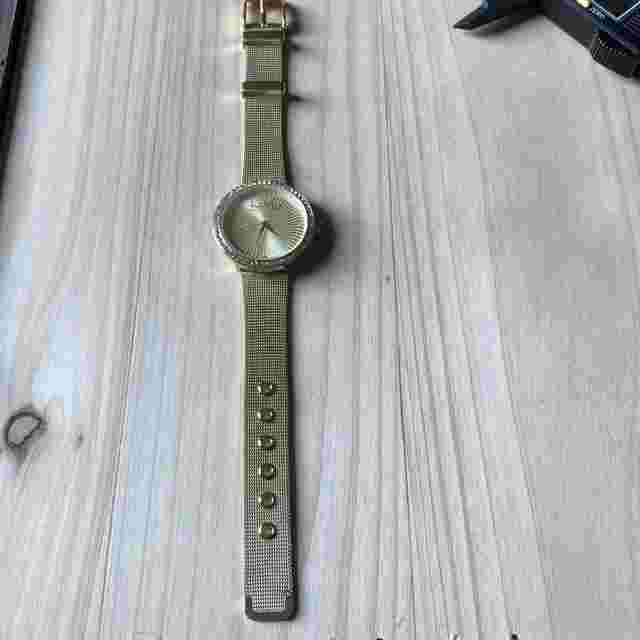 Nicole Miller Gold Tone Watch New Battery Working