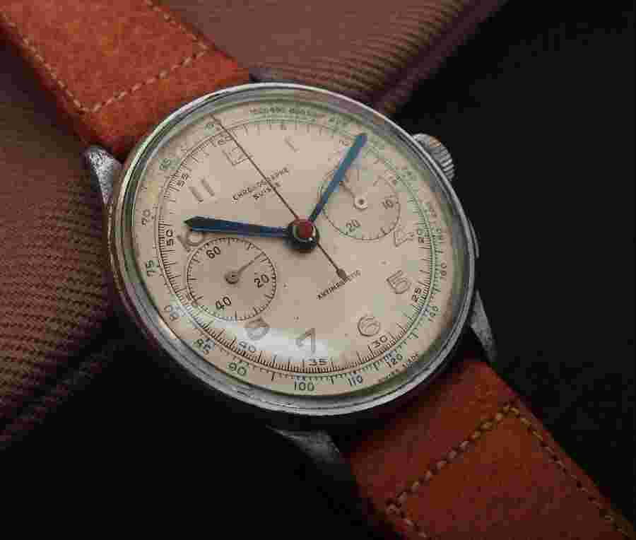 Men's Original 1940s 2-Register, 2 Button Chronographe Suisse Watch - SERVICED