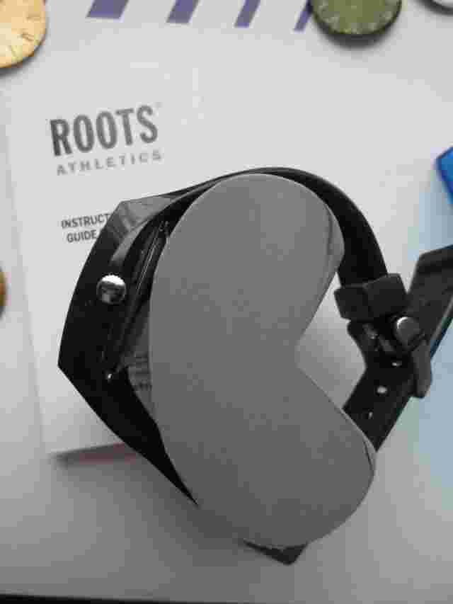 Roots Athletics Watch - Outburst - RY2213 - New Old Stock - NOS - NWT