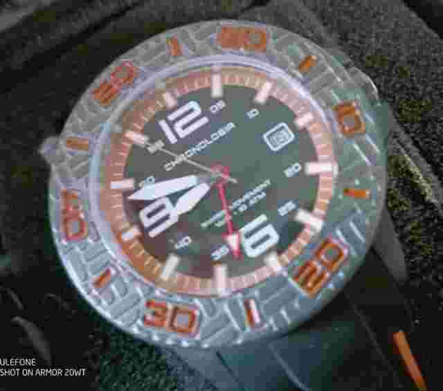 Chronologia Canyoneer GMT Carbon Swiss Ronda Quartz