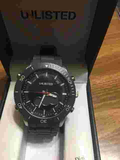 Men's Unlisted Gray Dial Quartz Watch Rubber Brand New In Box NEEDS BATTERY