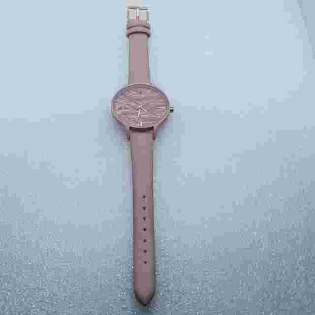 Nine West Pink Carnation Rose Pedal Paper Mache Dial Crystal Accent 36mm Watch