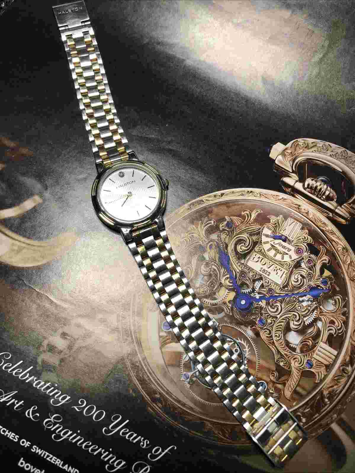 Vintage Halston Ladies Wristwatch Dual Tone Silver S/S Gold Analog Quartz Watch.