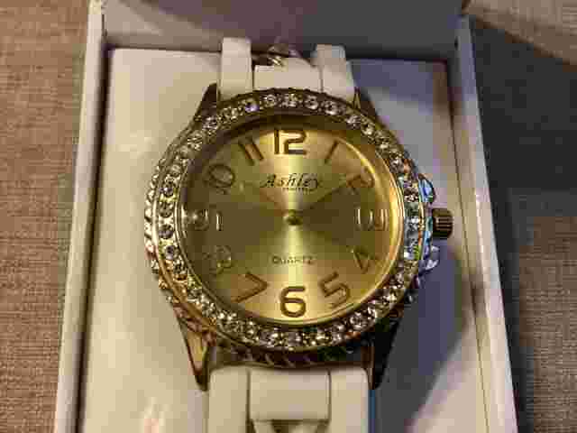 Ashley Princess White And Gold Tone Bling Watch. BRAND NEW In Box