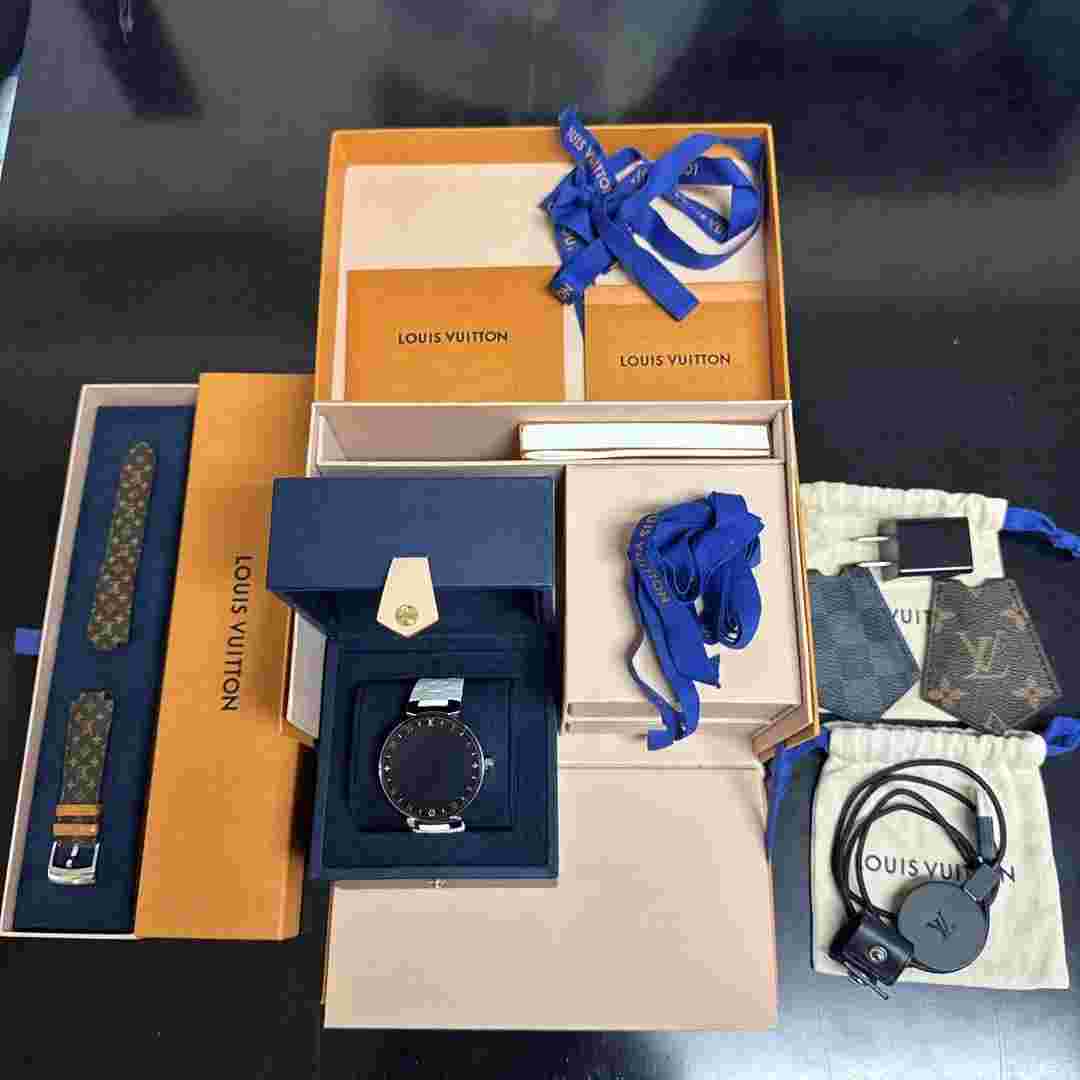 Louis Vuitton Tambour Horizon Watch QA003Z Domestic Genuine Cs013 1893
