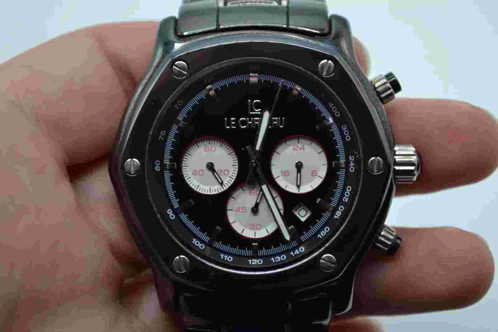 Le Chateau 5856 Men's Watch *Pre Owned* FREE SHIPPING