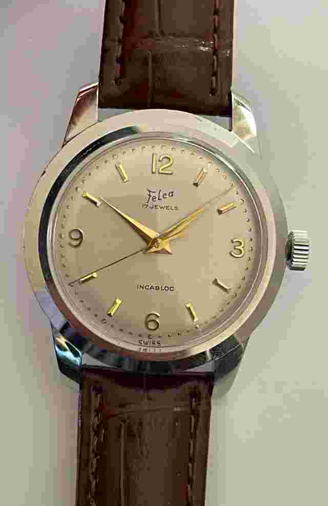 Vintage Felca Watch Incabloc Antimagnetic Waterproof Beefy Case Watch SERVICED