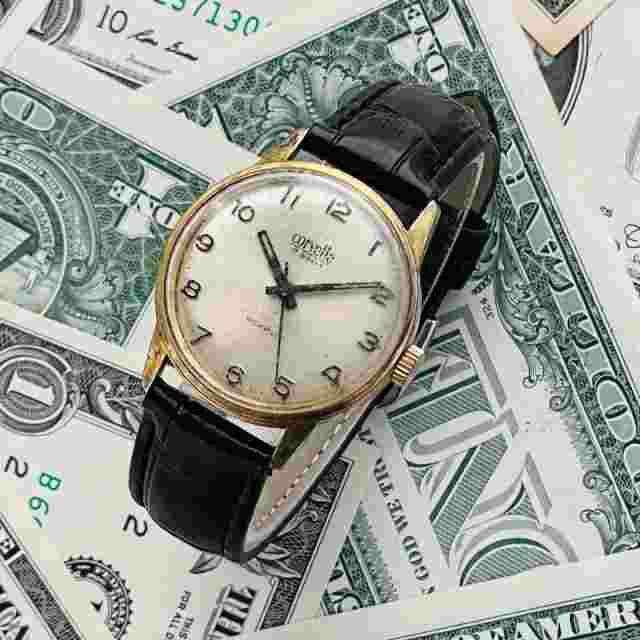 Corvette Men's Vintage Hand-Wind Analog Watch Gold Dial 17 Jewels U1886