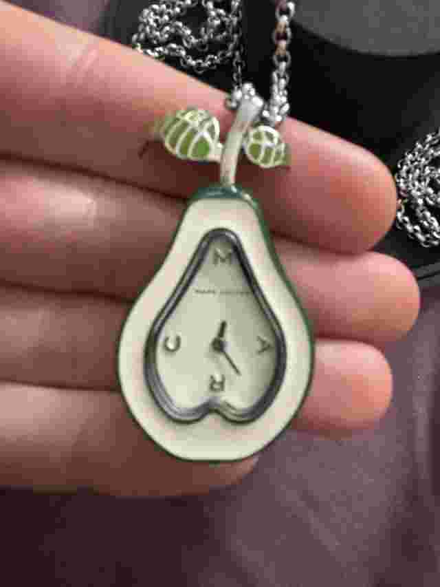 Marc Jacobs rare Apple pendant watch *Dead battery