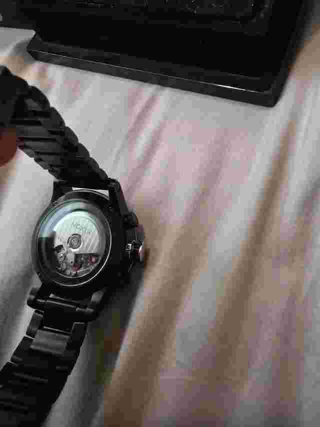 Nixon "the automatic chrono" #34 of 60