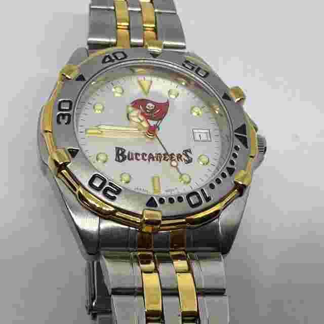 LogoArt Quartz Watch Buccaneers Men Dual Tone Rotating Bezel New Battery 7.75"