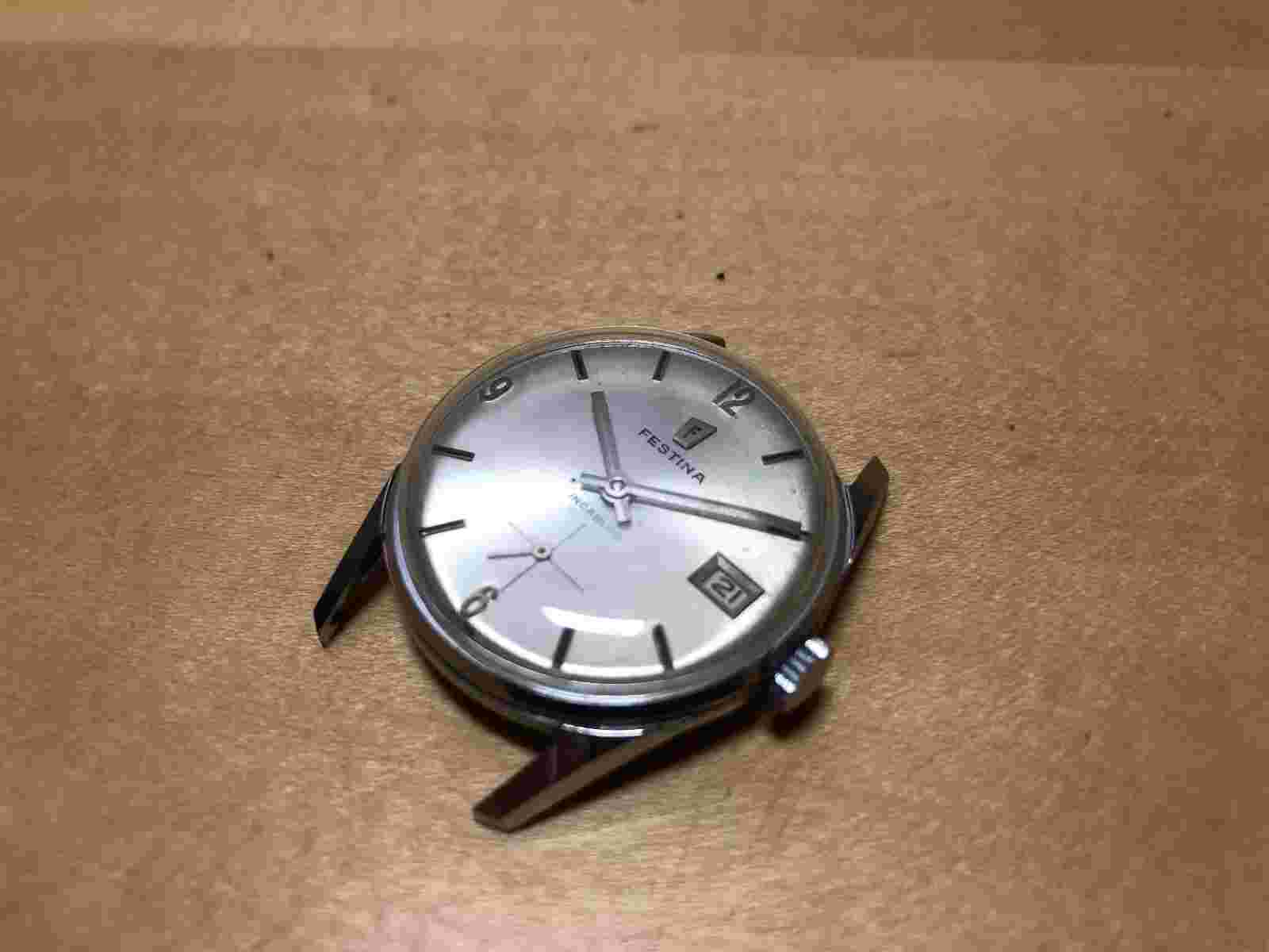 Vintage Watch FESTINA Incabloc Date Steel - Manual Movement - Doesn'T Works