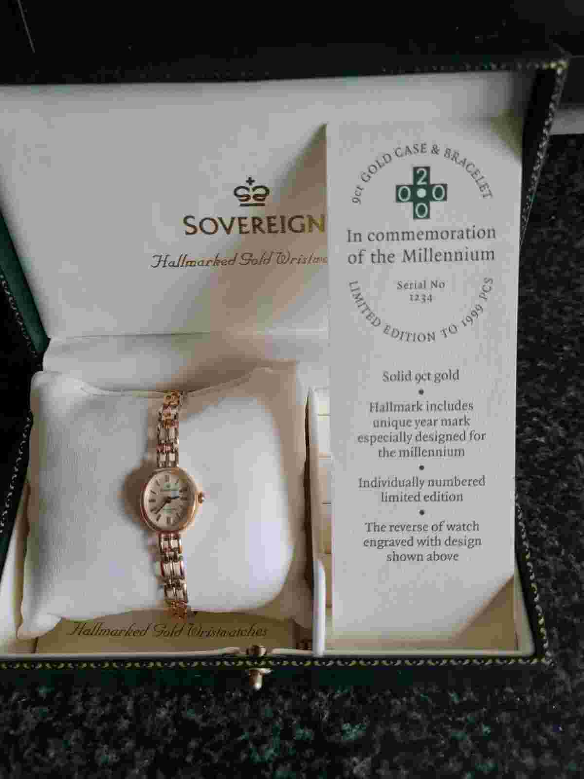 Vintage Sovereign 9ct Yellow Gold Hallmarked Ladies Wrist watch