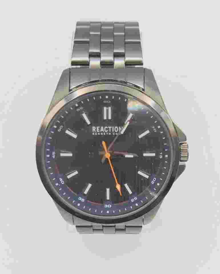 Kenneth Cole Reaction Men's Analog Watch Lume WR 3 ATM Keeps Time New Battery