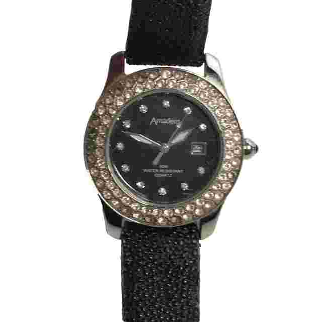 Amadeus Womens Vintage Quartz Wrist Watch