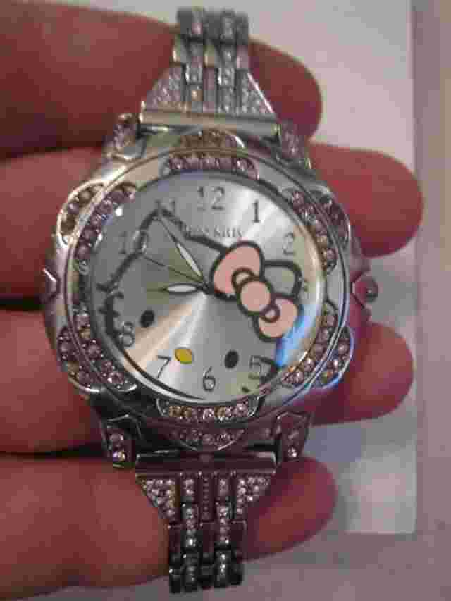 LADIES' HELLO KITTY WATCH - 50mm CASE IN THE ORIGINAL WATCH BOX -  BBA-11