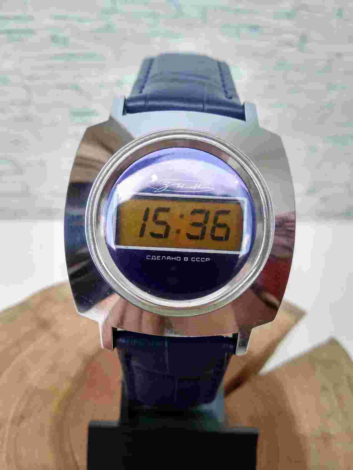 RARE! Soviet Elektronika 3049 (B6-02) USSR ZIM plant first digital watch 1970s
