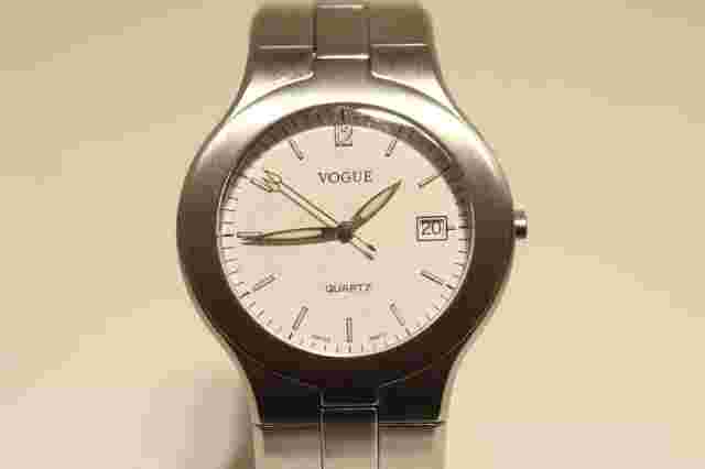 VINTAGE SPORT SWISS MAT ST. STEEL MEN'S QUARTZ WATCH-BRACELET "VOGUE" /"ETA" 7 J