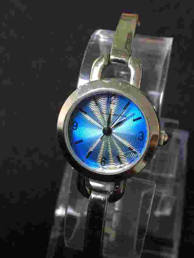 No boundaries ladies watch beautiful design blue face, Black DialStainless steel