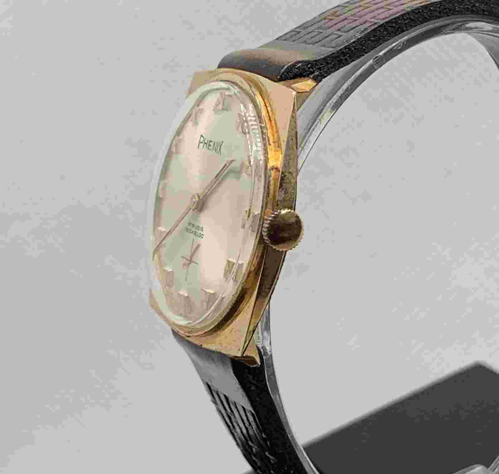 NOS Phenix Cal. P7040 30.7 mm Vintage Watch