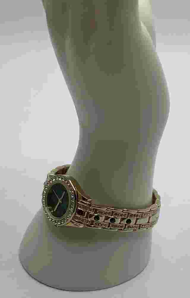 Colleen Lopez CL Gold Tone Rhinestone Quartz 7 Inch Wrist Watch B5438