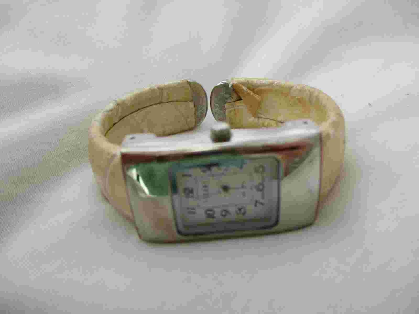 Trendz Beige & Silver Toned Women's Classy Cuff Band Wristwatch