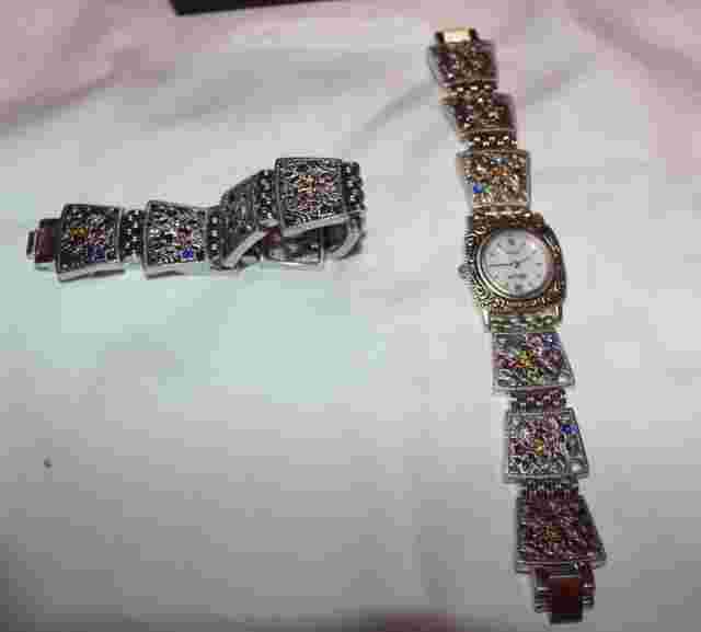 VINTAGE LEXINGTON MATCHING QUARTZ WATCH AND BRACELET-IOB-SILVER WITH JEWELS