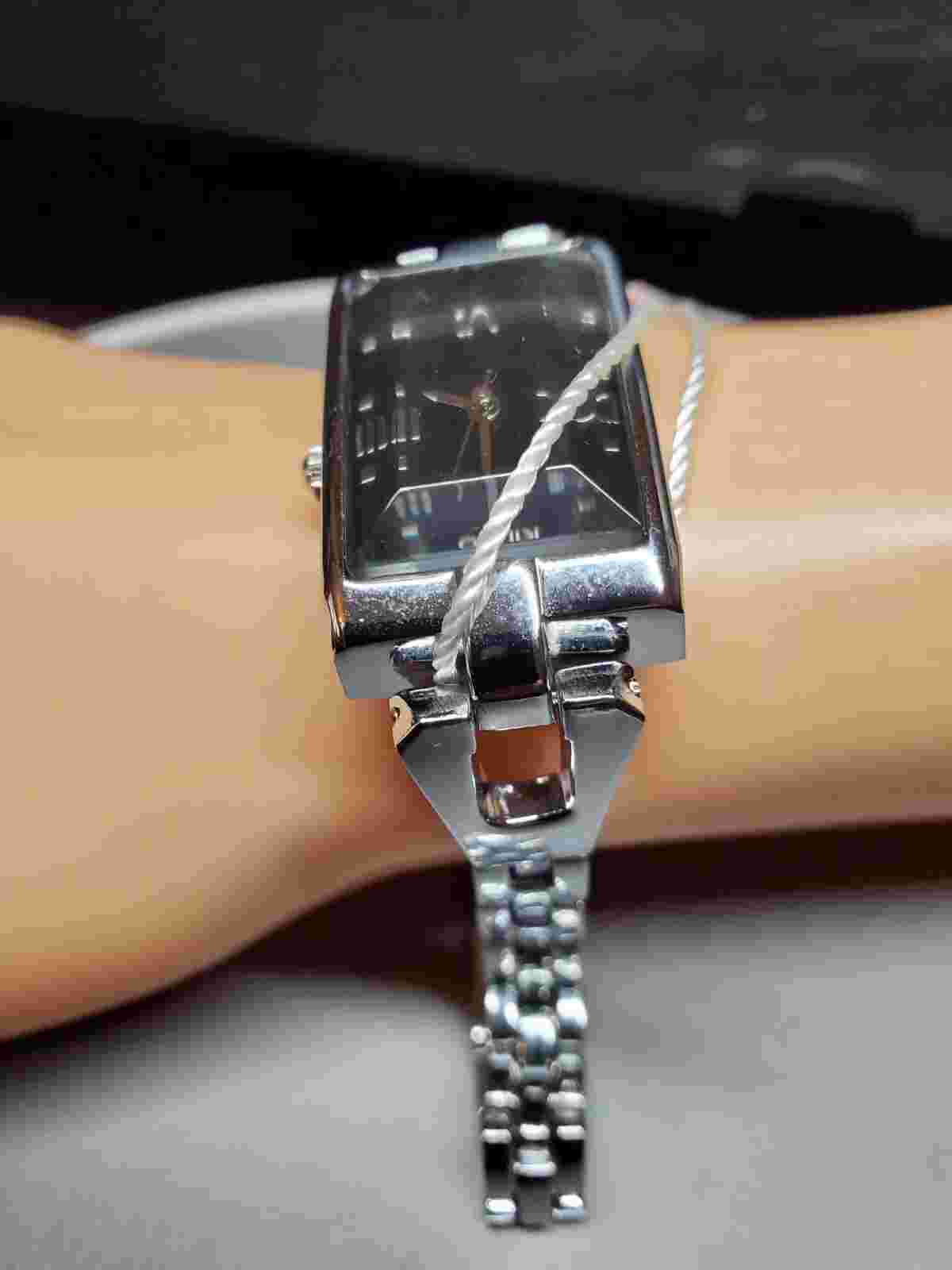 PRETTY KIMIO STAINLESS STEEL LADIES BRACELET WATCH 7.75"