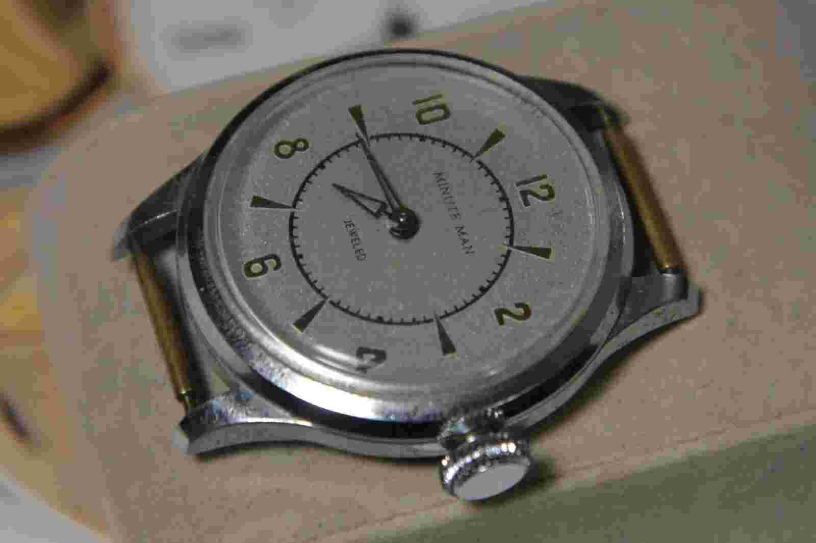 Vintage 1940s MINUTE MAN by Ingraham Manual Wind Men's Watch  -- Need Service