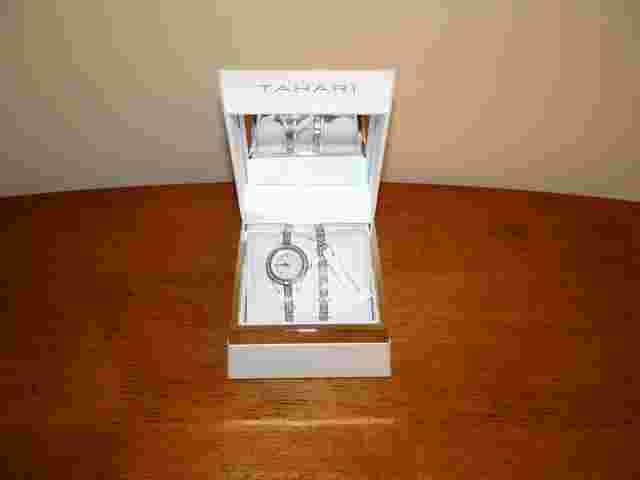 TAHARI Ladies White/Silver Watch (Not Running) w/ Bracelet MSRP $100