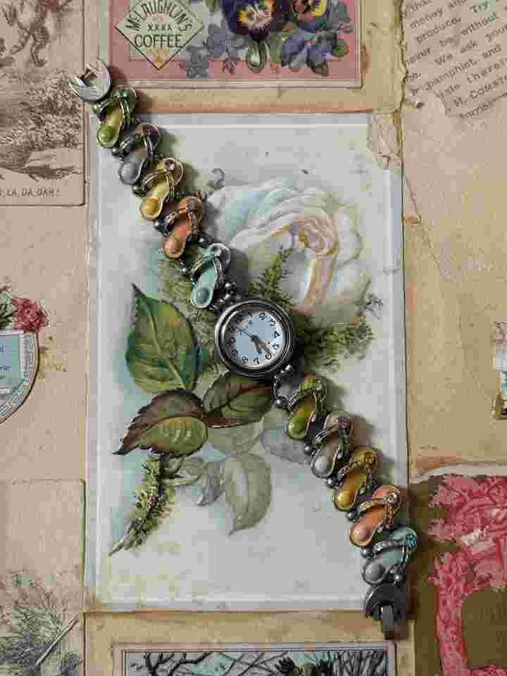 Jennie B Silver tone vintage flip flop slider charm watch needs battery
