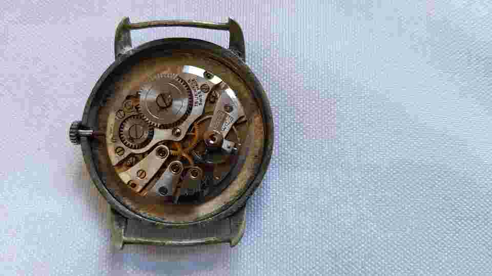 Condor wristwatch ST 364 movement. Watch