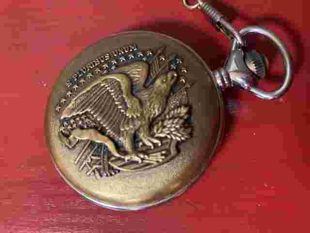 The America's 1492 - 1992 Deauville E Pluribus Unum chain pocket watch Untested
