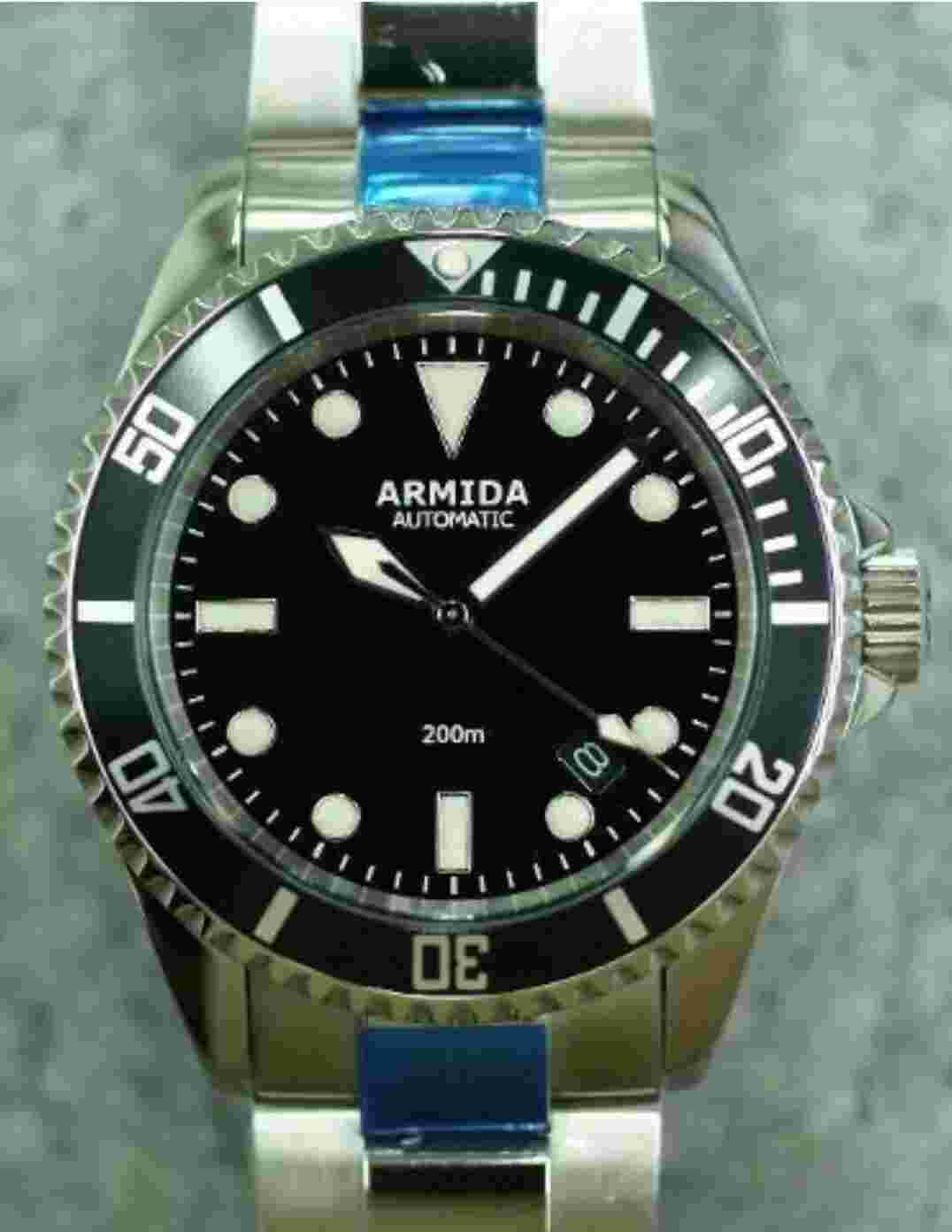 Armida A2 Dive Watch black polished case  date Shipped from USA