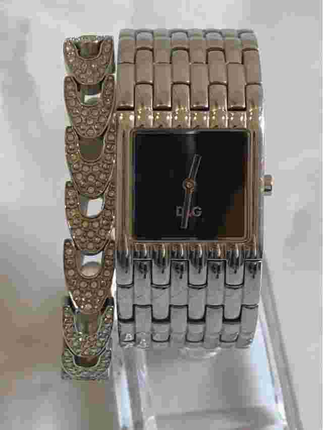 D&G Durgaba Watch Bracelet Operational Products