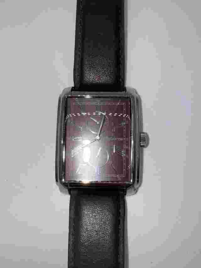 VTG Liz Claiborne Watch Large Dark Brown Wristwatch CLM1102 Analog needs battery