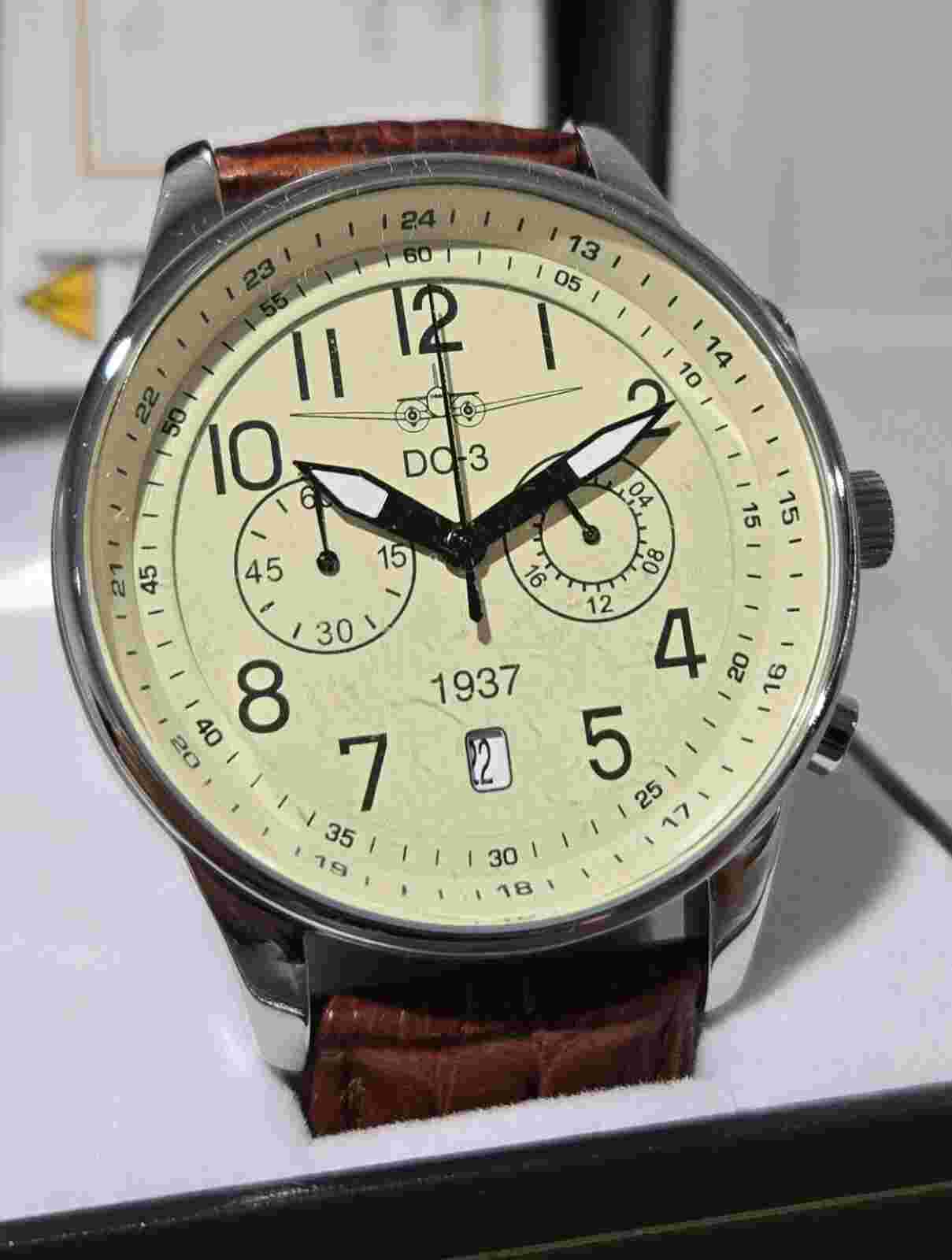 Douglas DC-3 Men's Classic Aviator Chronograph Stainless & Leather Watch #2795