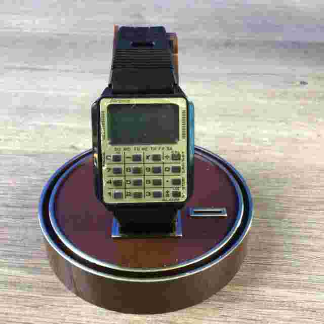 Vintage Advance L24 LCD LED calculator watch NOS