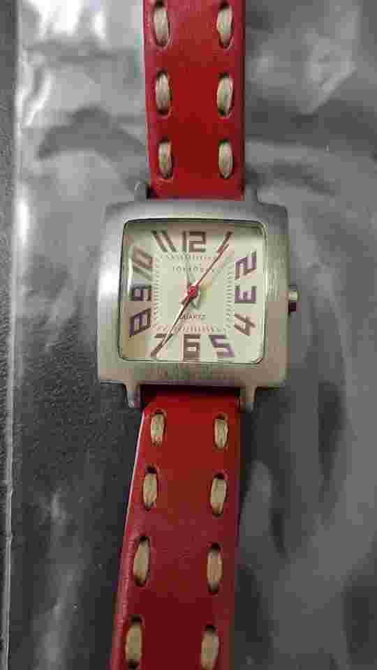 Tokyo Bay Women's Ladies Square Case Wristwatch Red Leather Buckle Band w/Batt