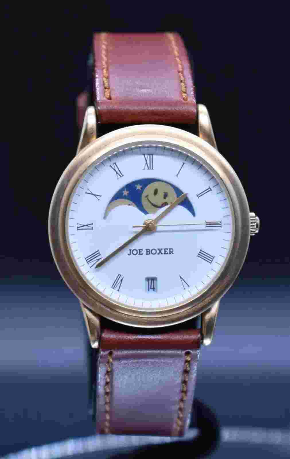 Vtg JOE BOXER Moon Phase Date Watch Gold Tone Unisex Leather Band NEW BATTERY