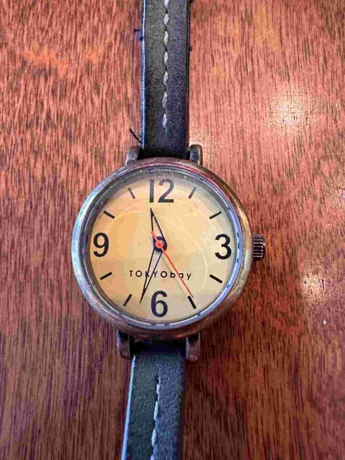 Rare Tokyobay Astrid Cream Face Watch Green Band Women's Working fresh battery