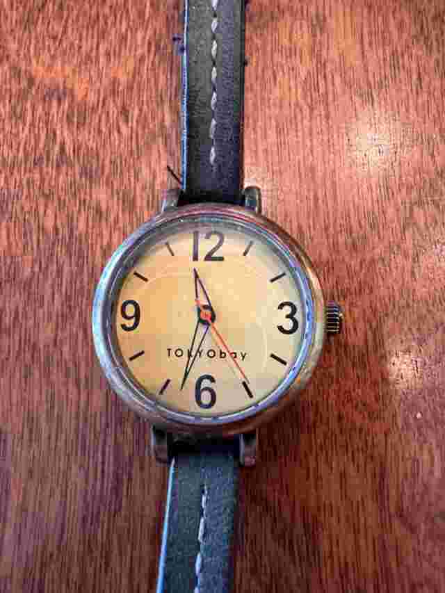 Rare Tokyobay Astrid Cream Face Watch Green Band Women's Working fresh battery