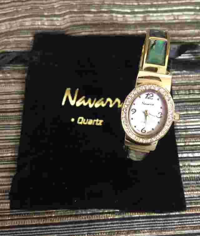 NEW Womens Navarre Quartz Watch Gold Tone Mother Of Pearl Dress Casual Watch
