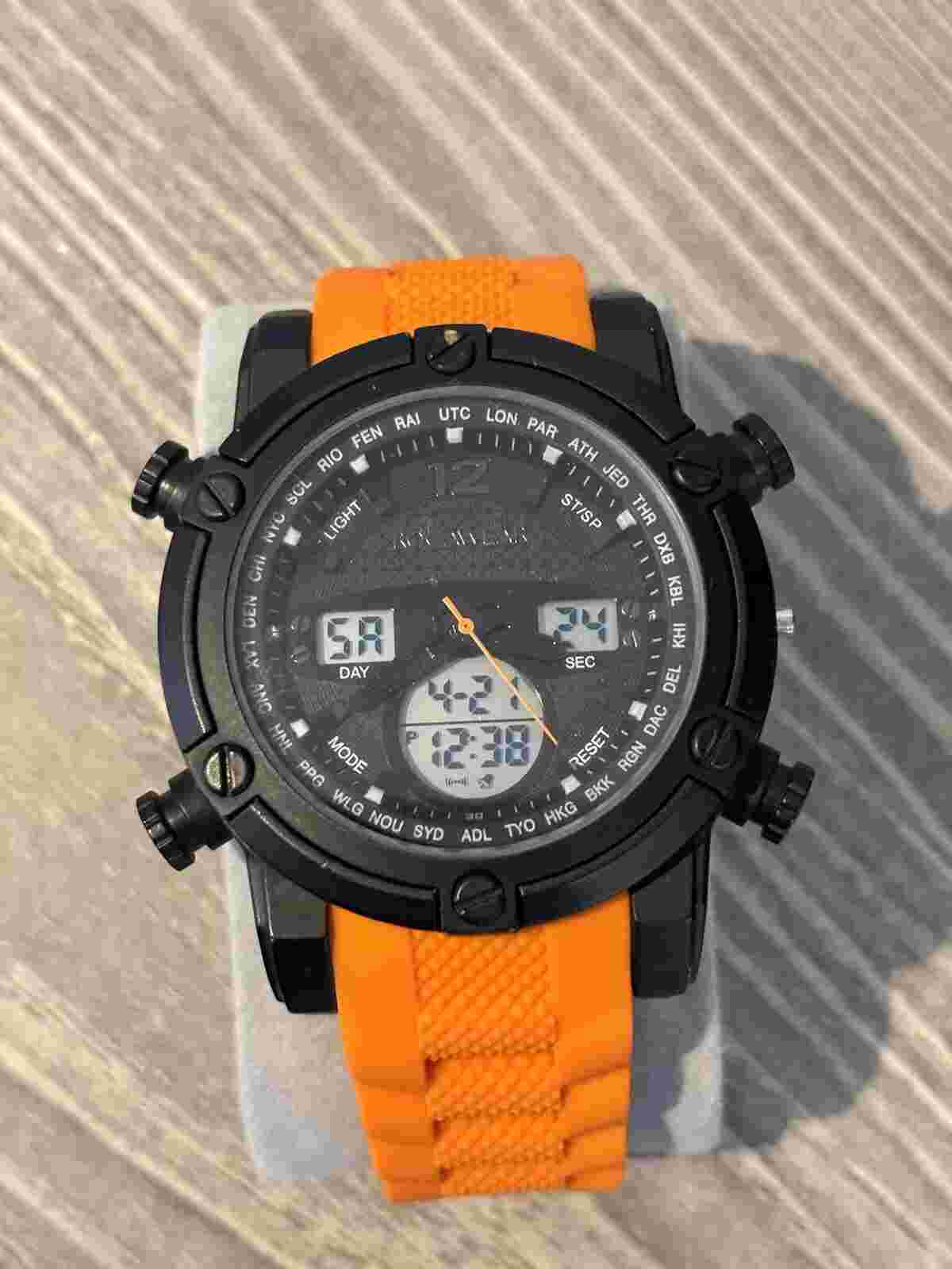 Rocawear Mens Oversized Ana-Digi Quartz Chrono Watch - Used
