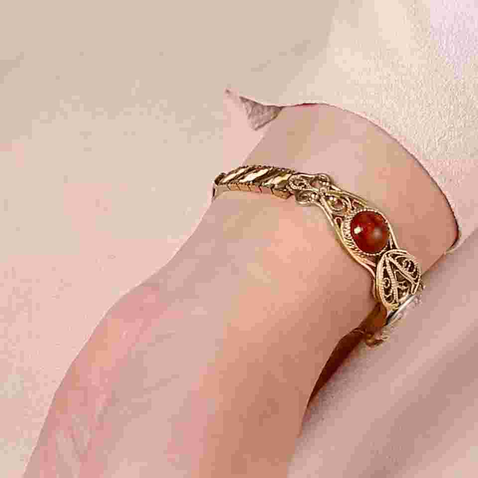 Vintage women's amber cocktail watches. USSR Watch Ladies CHAIKA.