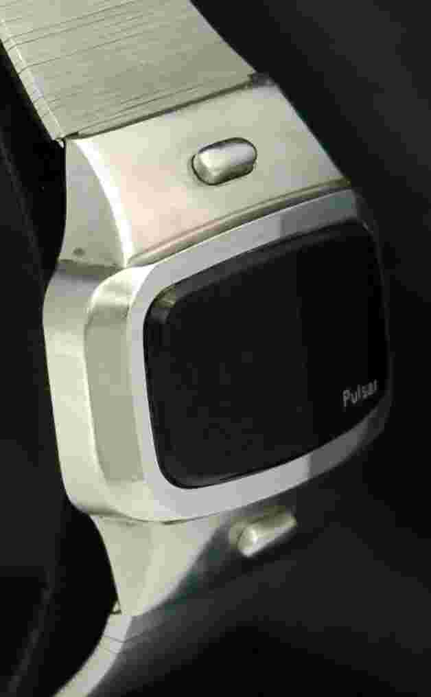 1975 PULSAR P4 Mens Dress Digital LED WATCH VTG Time Computer 104 3408-2 RARE
