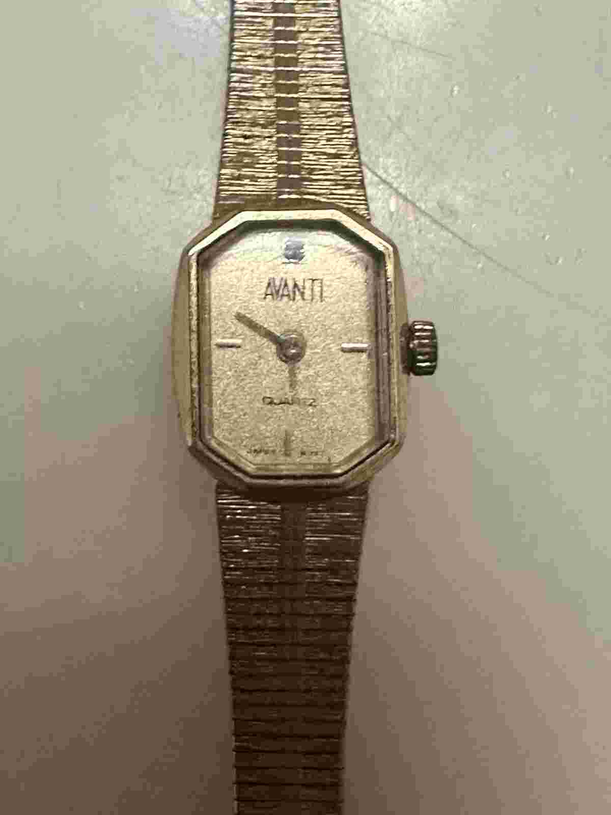 Avanti Watch