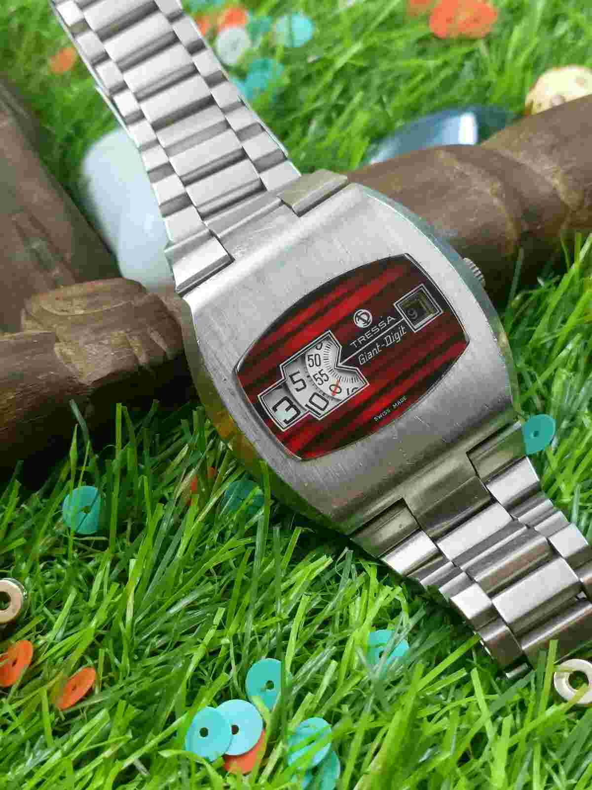 AUTHENTIC TRESSA GIANT-DIGIT AUTOMATIC DIGITAL JUMP HOUR MINT MEN'S SWISS DATE