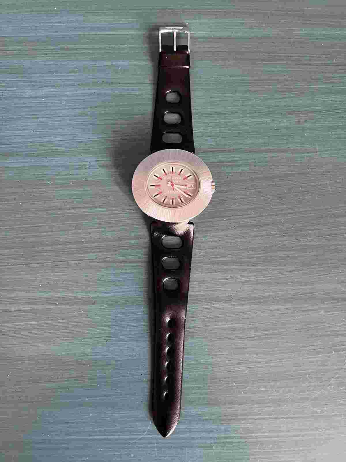 Jumbo Men's Wristwatch Kienzle Life Hand Wound with Date, Works