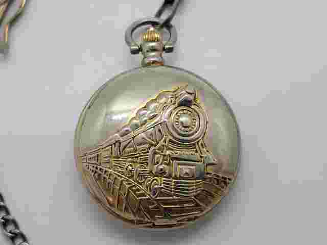 Quartz pocket watch Paravoz train on chain Q&Q